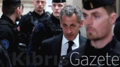 Eski Fransa Cumhurbaşkanı Sarkozy’e hapis cezası! 2 eski fransa cumhurbaskani sarkozye hapis cezasi RiTNVPfE