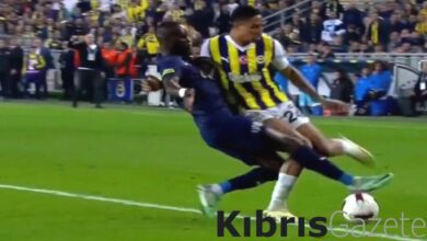fenerbahcelileri kizdiran karar oosterwoldenin pozisyonu penaltiydi IRT4Y3PG