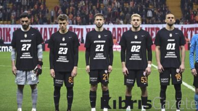 galatasaray bandirmaspor macinda deprem felaketi unutulmadi Rcm6lpcQ