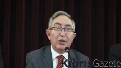 galatasaraydan fenerbahceye gonderme rakip takim Sce6BT9S