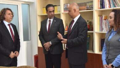 gardiyanoglundan ozel egitim vakfina ziyaret uqaHfInI