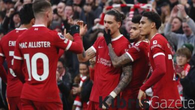 liverpool burnley onunde hata yapmadi Aq89G48r