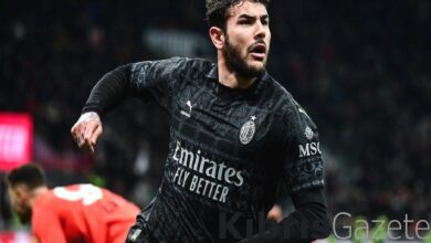 milan napoliyi tek golle gecti gVP2GWRQ