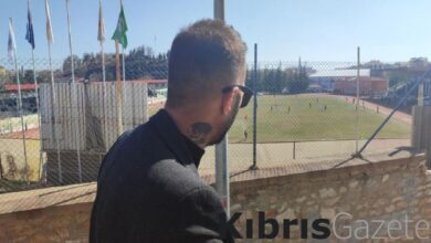 Nazilli Belediyespor Başkanı vinç kiralayarak maçı izledi 6 nazilli belediyespor baskani vinc kiralayarak maci izledi z3arYYRS