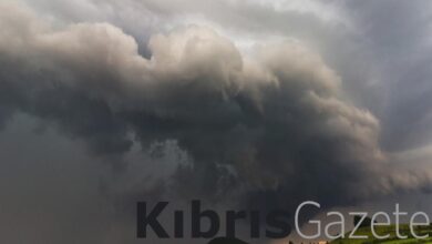 norvecte 30 yilin en siddetli firtinasi nedeniyle toprak kaymasi ve cig dusmesi uyarisi EdjVUQHD