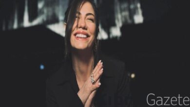 Oyuncu Demet Özdemir ceket modasına uydu! İçine hiçbir şey giymedi 2 oyuncu demet ozdemir ceket modasina uydu icine hicbir sey giymedi Ha6vKl35