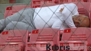 Samsunspor maçında uyuyakalan taraftar viral oldu 5 samsunspor macinda uyuyakalan taraftar viral oldu JVlX2ysN