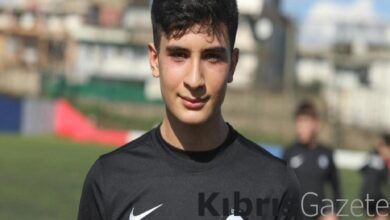 Şehit Fethi Sekin'in oğlu Galatasaray'a transfer oldu 4 sehit fethi sekinin oglu galatasaraya transfer oldu QmxeWWgC