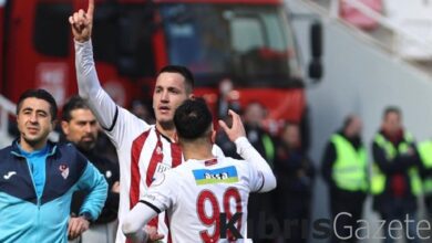 Sivasspor, Rizespor'u tek golle geçti 9 sivasspor rizesporu tek golle gecti u1adbdWl