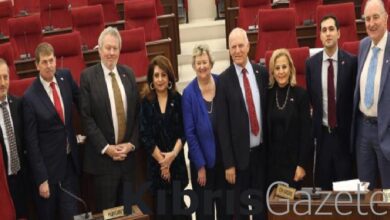 Töre, İngiliz vekillerden direkt uçuşların başlatılması için destek talep etti 8 tore ingiliz vekillerden direkt ucuslarin baslatilmasi icin destek talep etti SRMT96sk