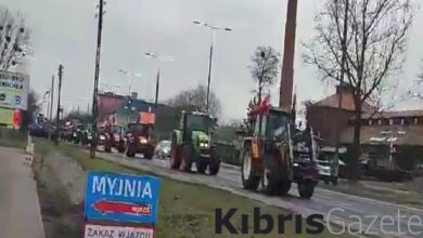 ucuz tarim urunu ithalatina tepki polonyada ciftciler yolu trafige kapatti LgQiKt8u