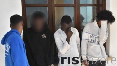 Uyuşturucuyla yakalanan zanlılar 3 gün tutuklu kalacak 1 uyusturucuyla yakalanan zanlilar 3 gun tutuklu kalacak iYqWFibh