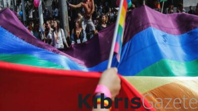 yunanistanda yeni yasayla escinsel ciftler evlenebilecek GMJZGqpp