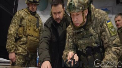 zelenskyden genelkurmay baskani sirskiye baski savas alaninda durgunluk istemiyorum ARfkySIp