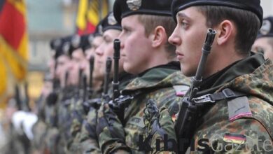 Almanya'da 1996 reşit olmayan genç, askere alındı 2 almanyada 1996 resit olmayan genc askere alindi JiXkd9kz