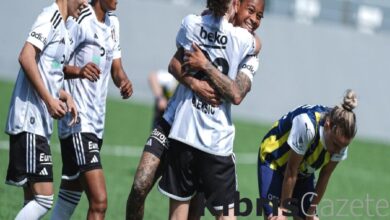 besiktas kadinlar derbisinde fenerbahceye 4 atti ONNLWLZA