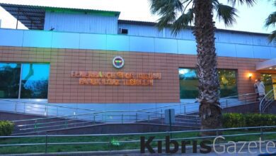 fenerbahce iftar yemeginde bulustu AABw7Qk2