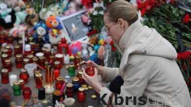 Rusya'da halk, konser saldırısında ölenleri andı 10 rusyada halk konser saldirisinda olenleri andi hwrJMQwq