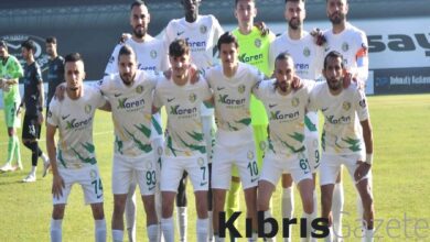 Şanlıurfaspor'da futbolcuların protestosu devam ediyor 1 sanliurfasporda futbolcularin protestosu devam ediyor LPzAHsAu