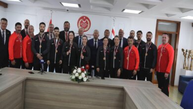 tore turkiye karate federasyonu heyetini kabul etti WjG1KQM6