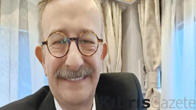 unlu oyuncu bosandigini duyurdu bosanma paylasimi gundem oldu qrXymUBj