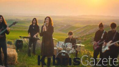 Aşıksoy, yeni şarkısını dinleyiciyle buluşturdu 4 asiksoy yeni sarkisini dinleyiciyle bulusturdu B8V7vLd1