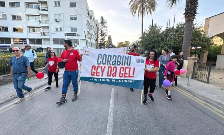 ‘Çorabını Gey da Gel Down Sendromu Farkındalık Yürüyüşü’ bugün gerçekleştirildi 1 corabini gey da gel down sendromu farkindalik yuruyusu bugun gerceklestirildi iDWYmQOx