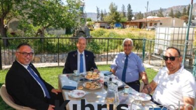 Cumhurbaşkanı Ersin Tatar, TMT Mücahidi, Kıbrıs Gazisi ve şehit yakınlarını ziyaret etti 1 cumhurbaskani ersin tatar tmt mucahidi kibris gazisi ve sehit yakinlarini ziyaret etti FglyZxT8