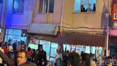 denizlide chp ilce baskanliginda secim kutlamasinda balkon coktu sRzBAKUc