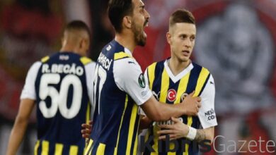 Fenerbahçe taraftarından İsmail Kartal'a rotasyon eleştirisi 1 fenerbahce taraftarindan ismail kartala rotasyon elestirisi IveenQpe