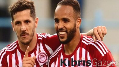 fenerbahcenin rakibi olympiakos lamiaya fark atti TTuxePOz