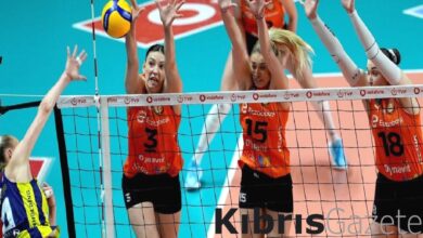 Fenerbahçe'yi yenen Eczacıbaşı final serisini eşitledi 1 fenerbahceyi yenen eczacibasi final serisini esitledi bj58KTa1