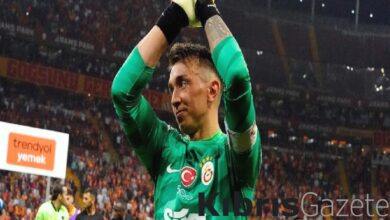 fernando muslera 5 kez dalya dedi Dg4Rs3hL