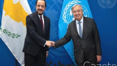 Guterres’in Hristodulidis’e Kıbrıs sorunuyla ilgili öneri sunduğuna dair iddialar siyasi kriz çıkardı 1 guterresin hristodulidise kibris sorunuyla ilgili oneri sunduguna dair iddialar siyasi kriz cikardi pk3YmLli