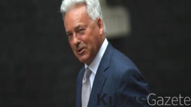 İngiltere'de vekillerin İsrail politikalarını eleştiren eski bakana partisi soruşturma açtı 3 ingilterede vekillerin israil politikalarini elestiren eski bakana partisi sorusturma acti h2FpVxbx