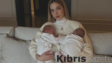 yasemin sefkatli paylasti ikizlerden birisi operasyon gecirecek tkOfcDPW