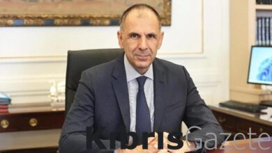 Yunanistan Dışişleri Bakanı yarın Güney Kıbrıs’a gidecek 6 yunanistan disisleri bakani yarin guney kibrisa gidecek Hm6PJjFE